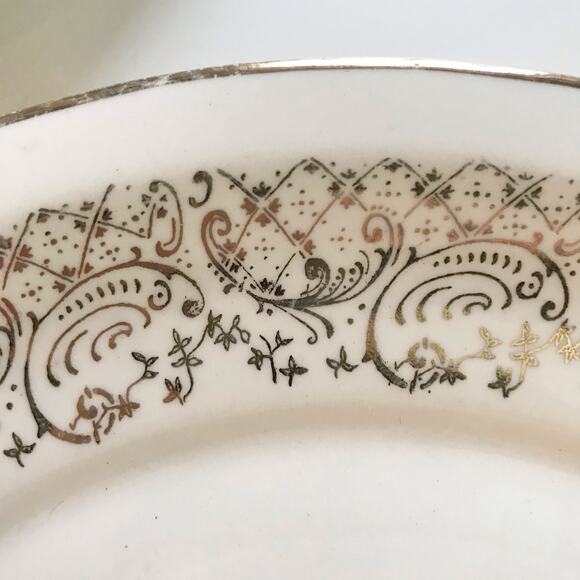 Georgian China Set Of 3 VTG Tudor Rose 9" Diameter 22 Karat Gold Dinner Plates - Picture 7 of 10